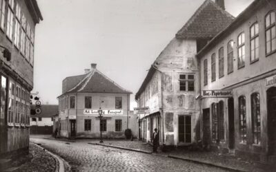 Da Hotel Harmonien begyndte som Gjæstgivergård i 1854